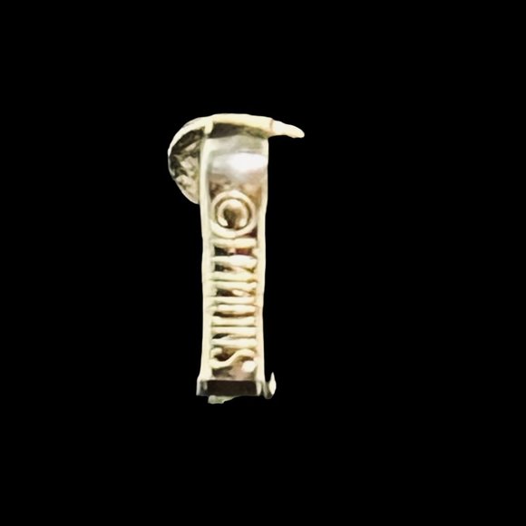 Vintage Emmons Gold Tone Faux Pearl Flower Clip On Earrings (5021) - Picture 6 of 6